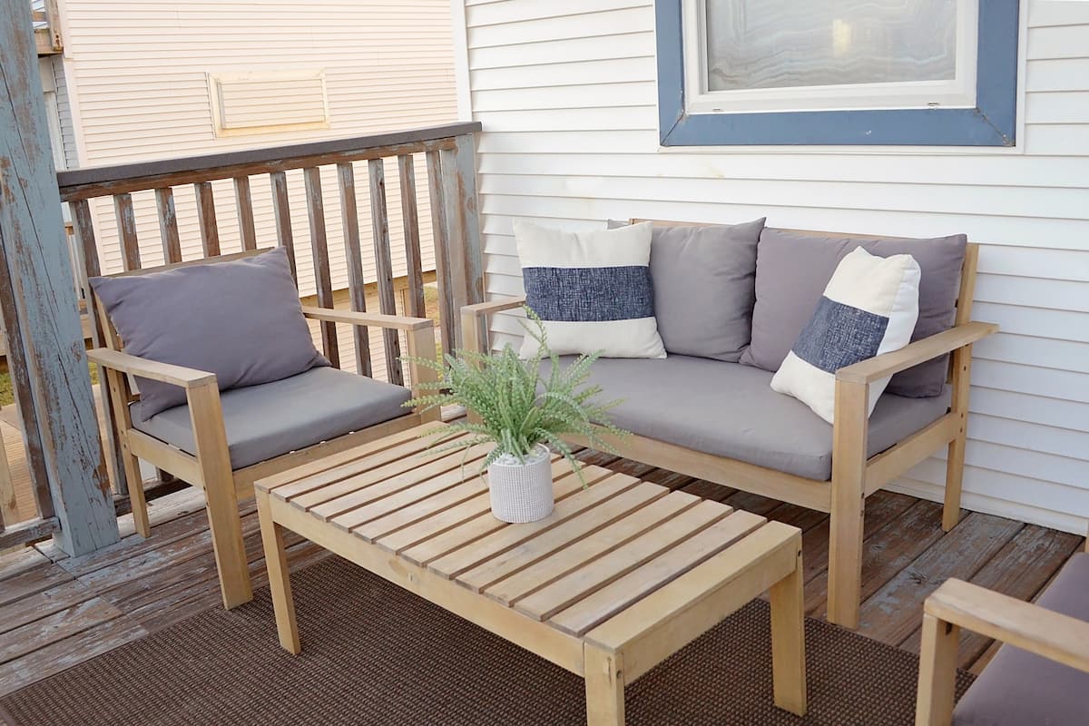 Deck seating overlooking the beach